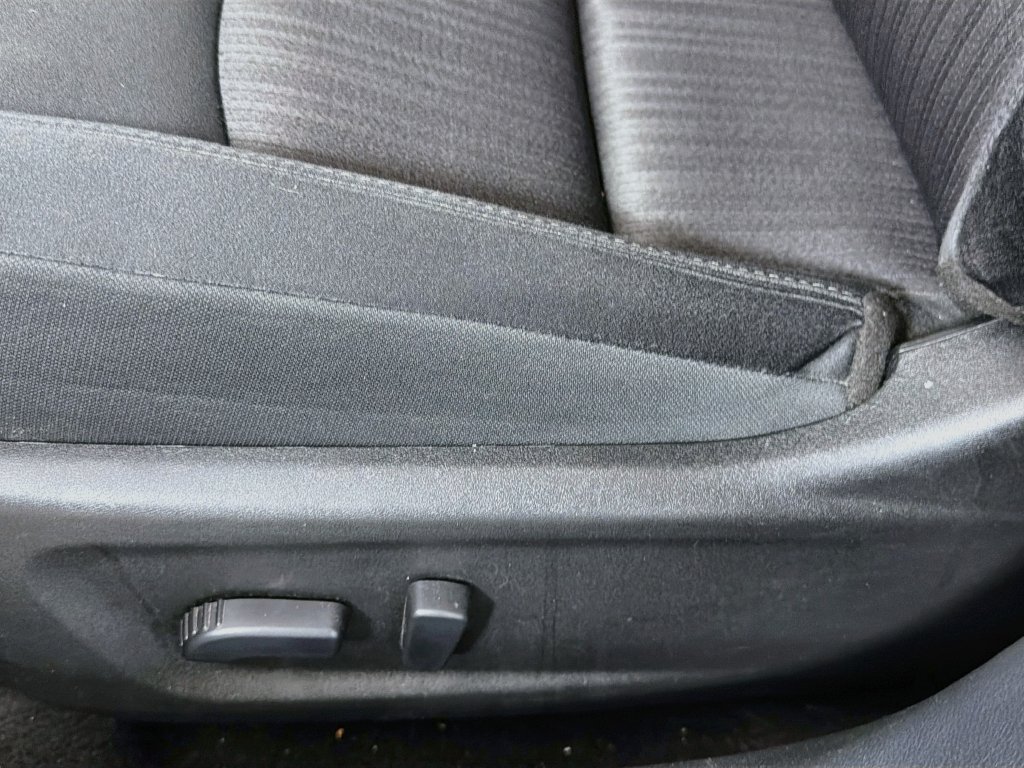 Used 2025 Nissan Altima 2.5 SV FWD image 22