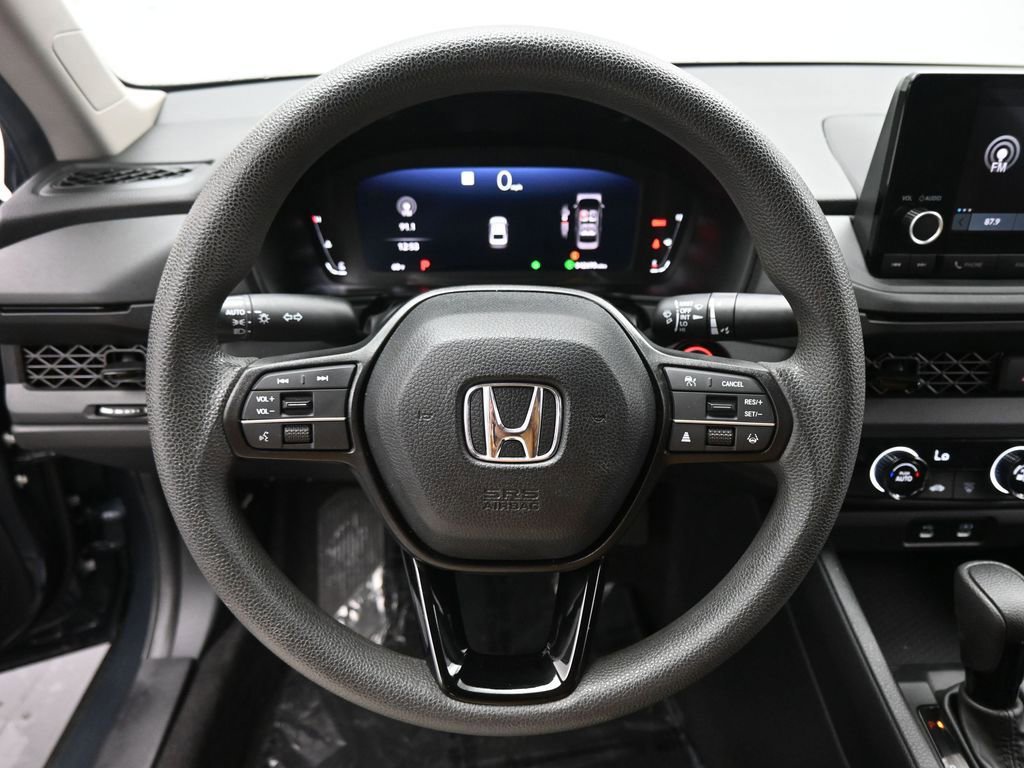 Used 2023 Honda Accord LX image 37