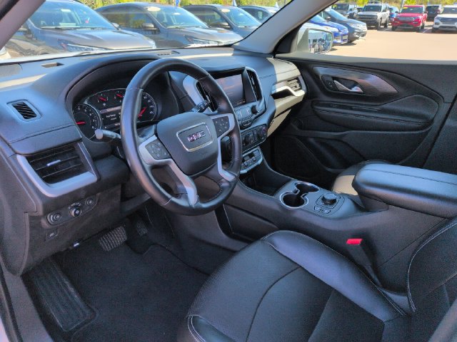 Used 2022 GMC Terrain SLT FWD image 29