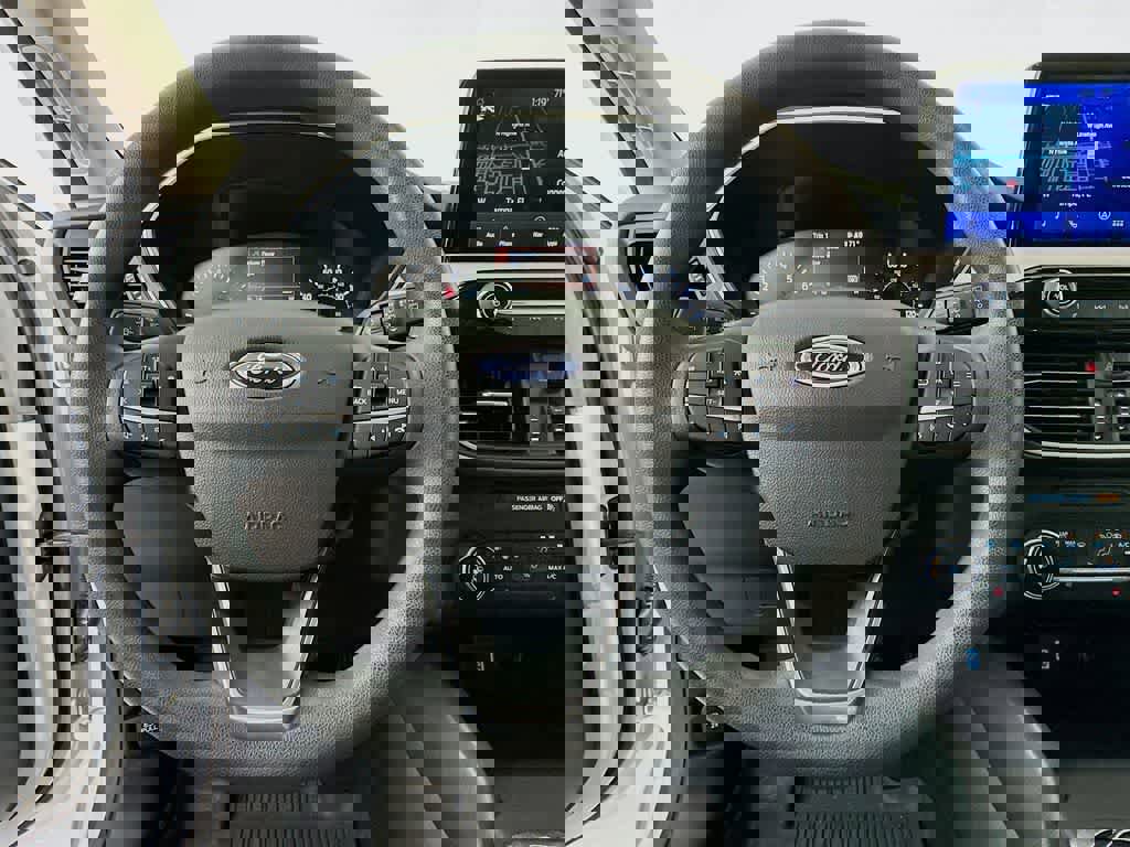 Certified 2020 Ford Escape SE image 18