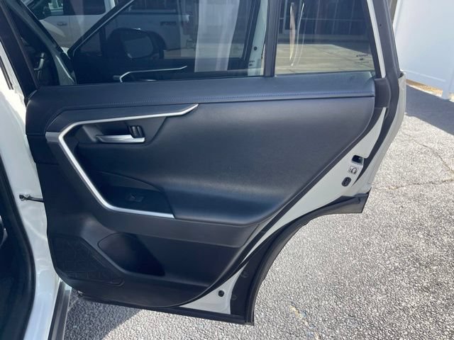 Used 2020 Toyota RAV4 XSE AWD/4WD image 21
