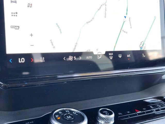Certified 2025 Ford Expedition Max Platinum w/ Driver's Package AWD/4WD image 24