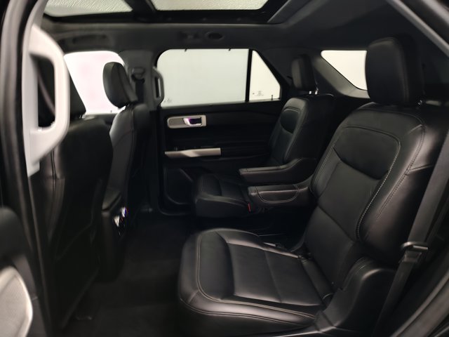 Certified 2022 Ford Explorer Limited w/ Equipment Group 301A AWD/4WD image 28