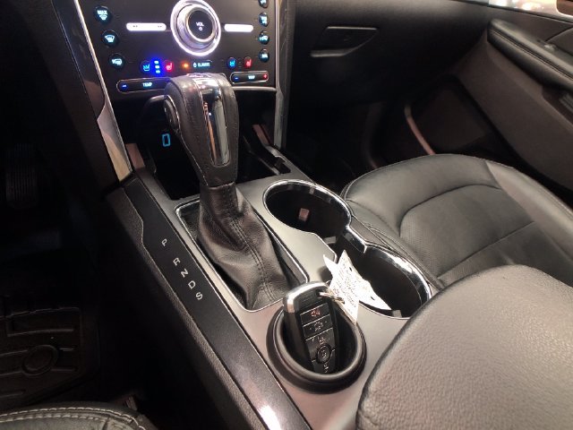 Certified 2019 Ford Explorer Limited w/ Class III Trailer Tow Package FWD image 18