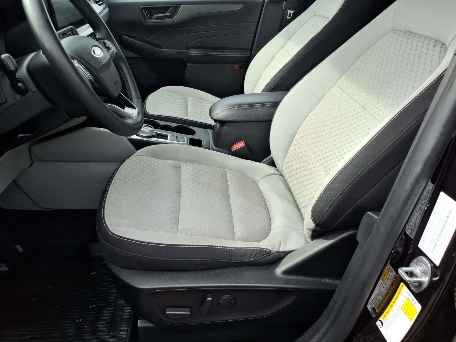 Certified 2023 Ford Escape Active w/ Tech Pack #1 AWD/4WD image 13