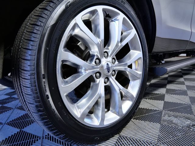 Certified 2018 Ford Expedition Limited w/ Equipment Group 302A AWD/4WD image 9