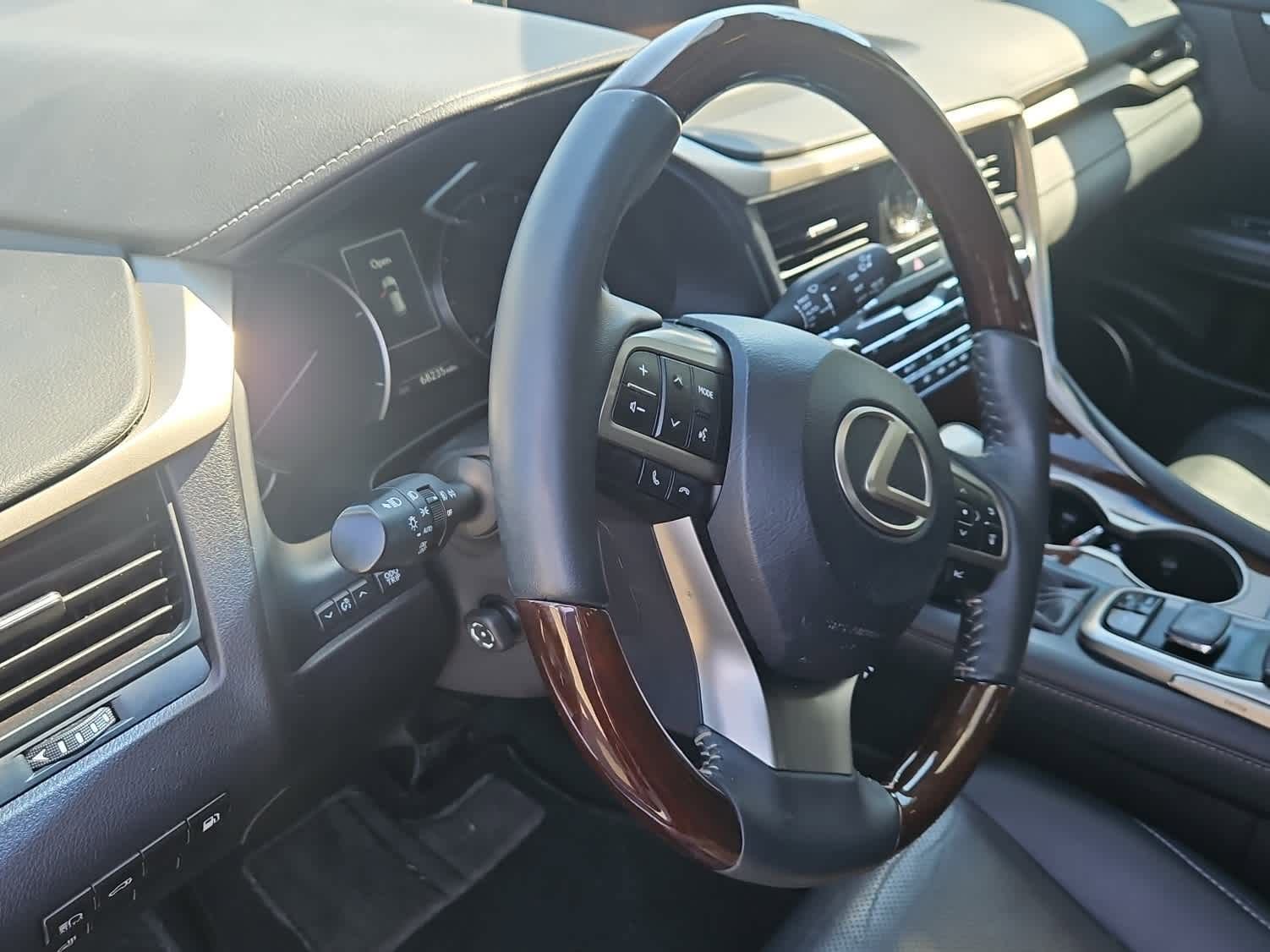 Used 2019 Lexus RX 450h AWD w/ Navigation Package image 2