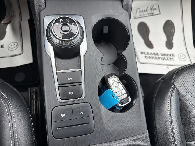 Certified 2022 Ford Escape Titanium image 26