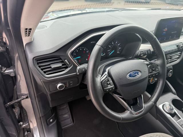 Certified 2021 Ford Escape SE w/ SE Sport Appearance Package AWD/4WD image 27