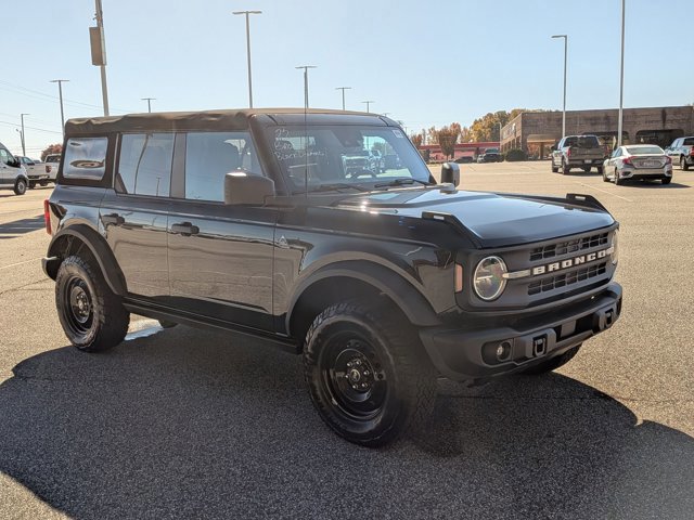 Certified 2022 Ford Bronco Black Diamond image 8