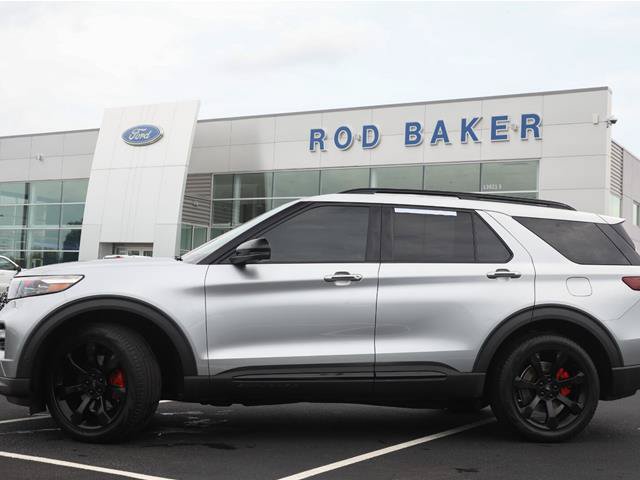 Certified 2020 Ford Explorer ST w/ ST Street Pack AWD/4WD image 3