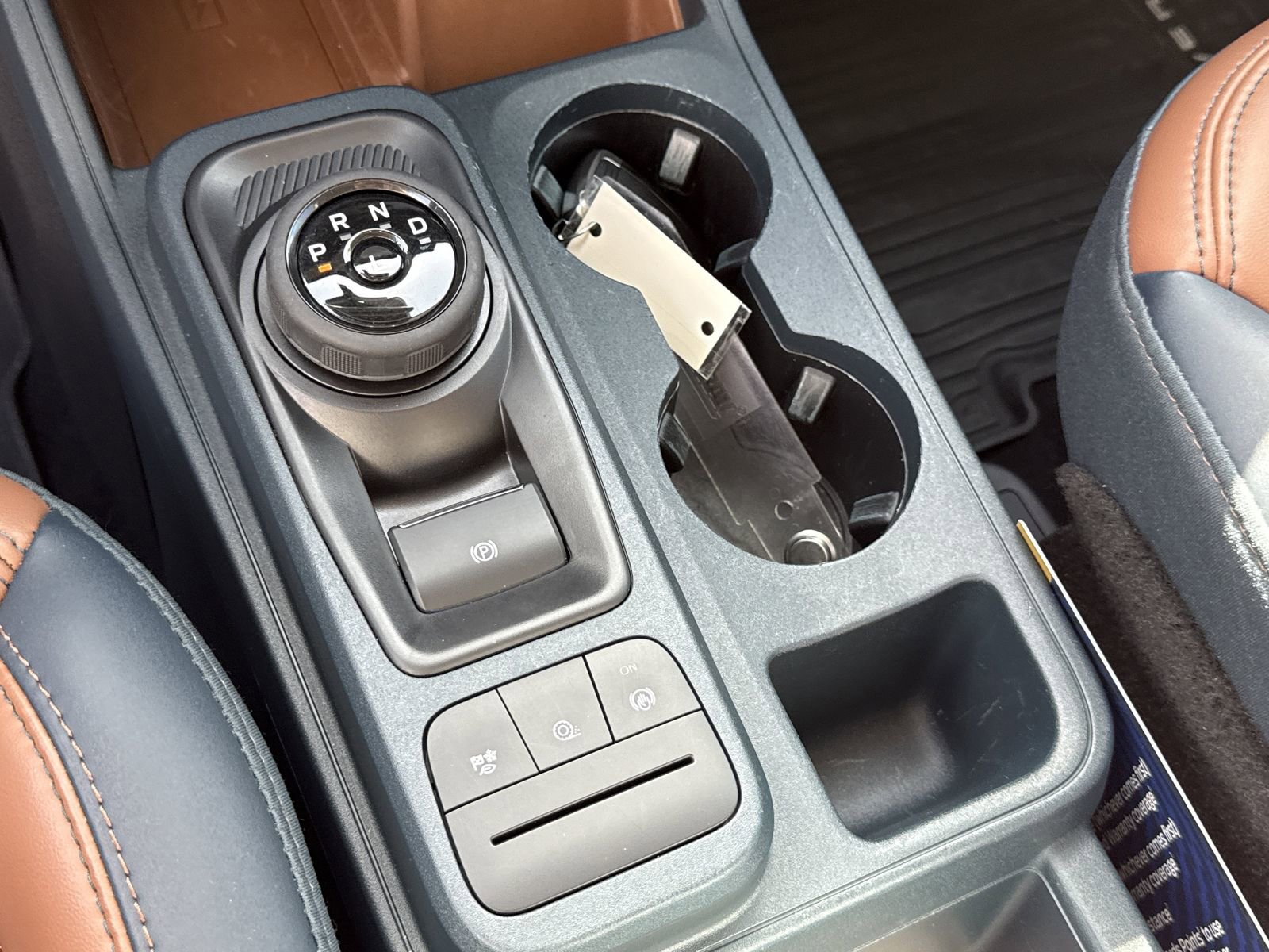 Certified 2024 Ford Maverick Lariat image 28