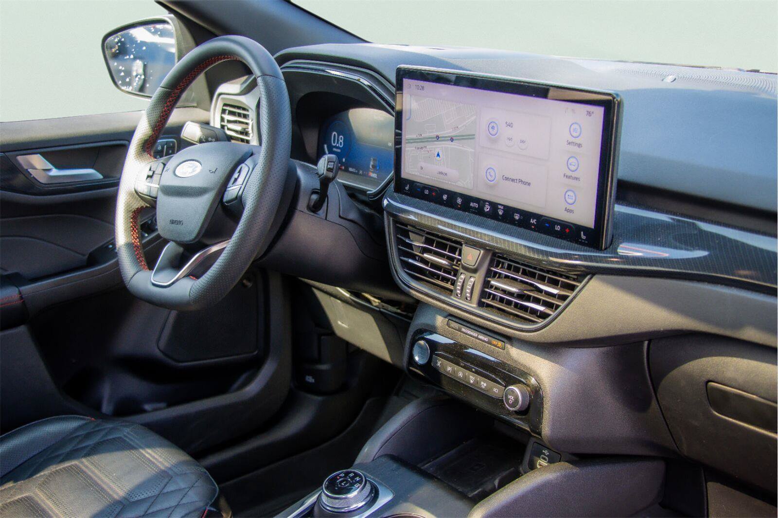Certified 2024 Ford Escape ST-Line Elite w/ Premium Technology Package AWD/4WD image 6