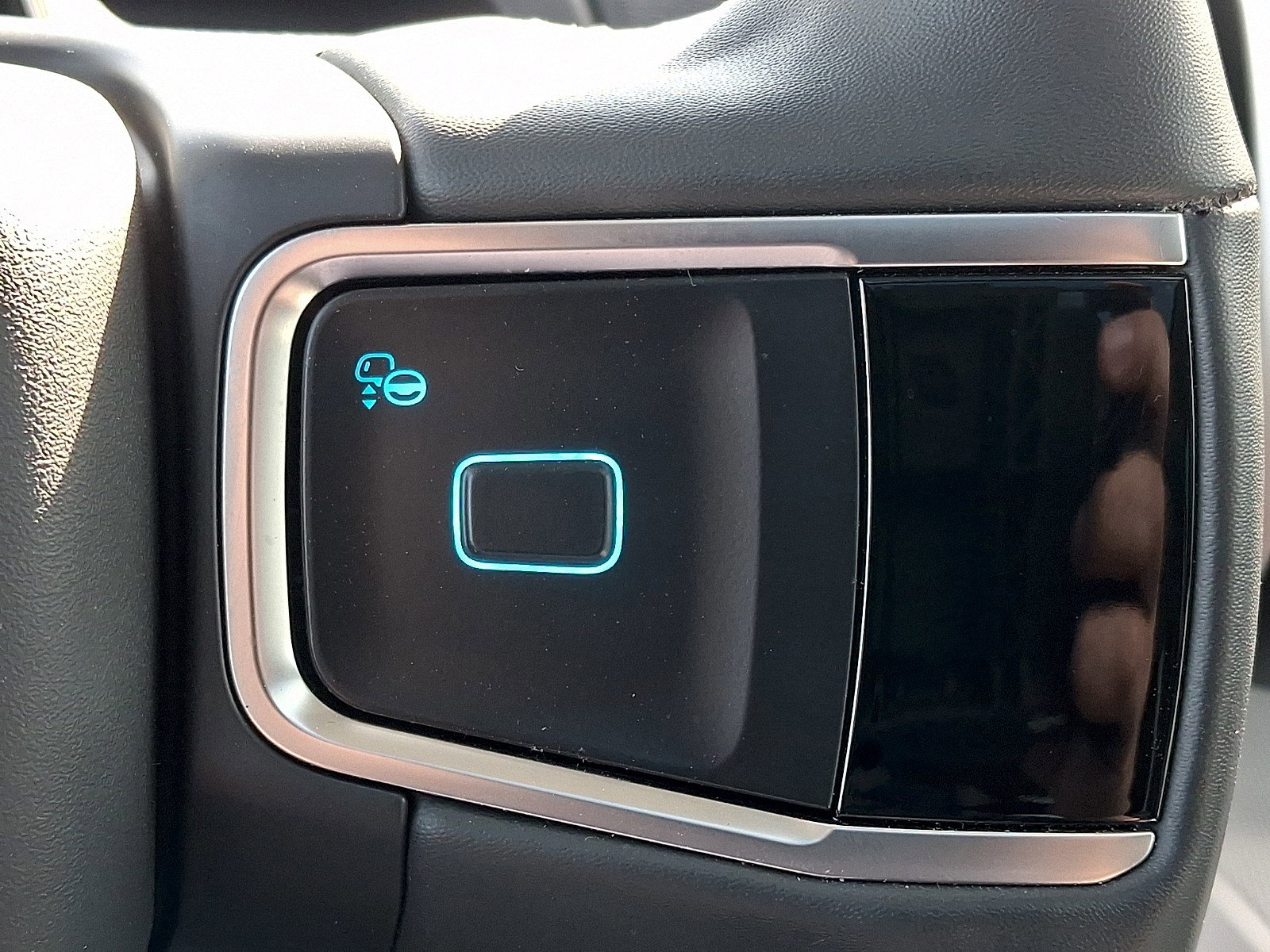 Certified 2025 Ford Expedition Active AWD/4WD image 20