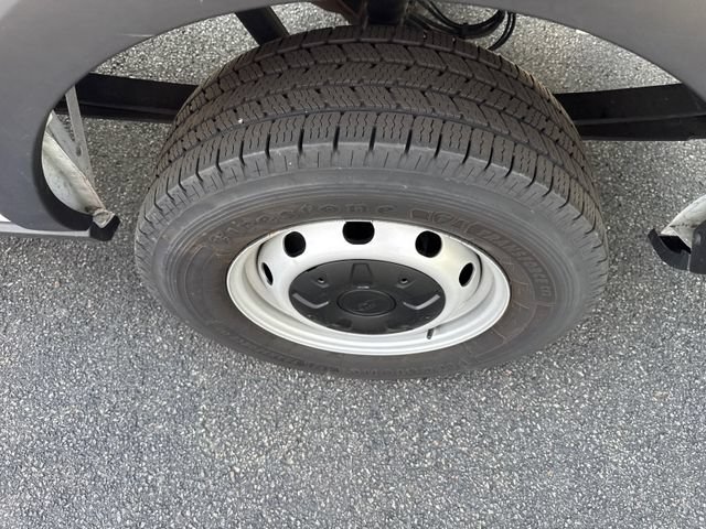 Certified 2023 Ford Transit 250 148 High Roof RWD image 18