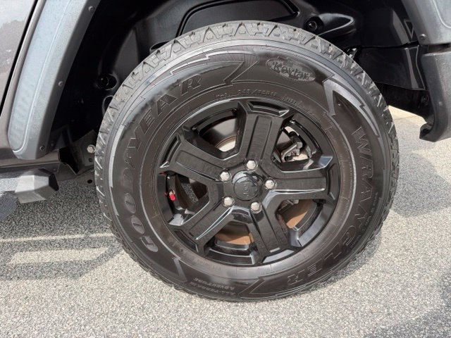 Used 2020 Jeep Wrangler Unlimited Sport S AWD/4WD image 9