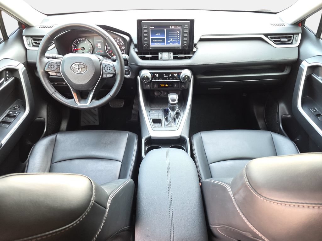 Used 2021 Toyota RAV4 XLE Premium AWD/4WD image 9