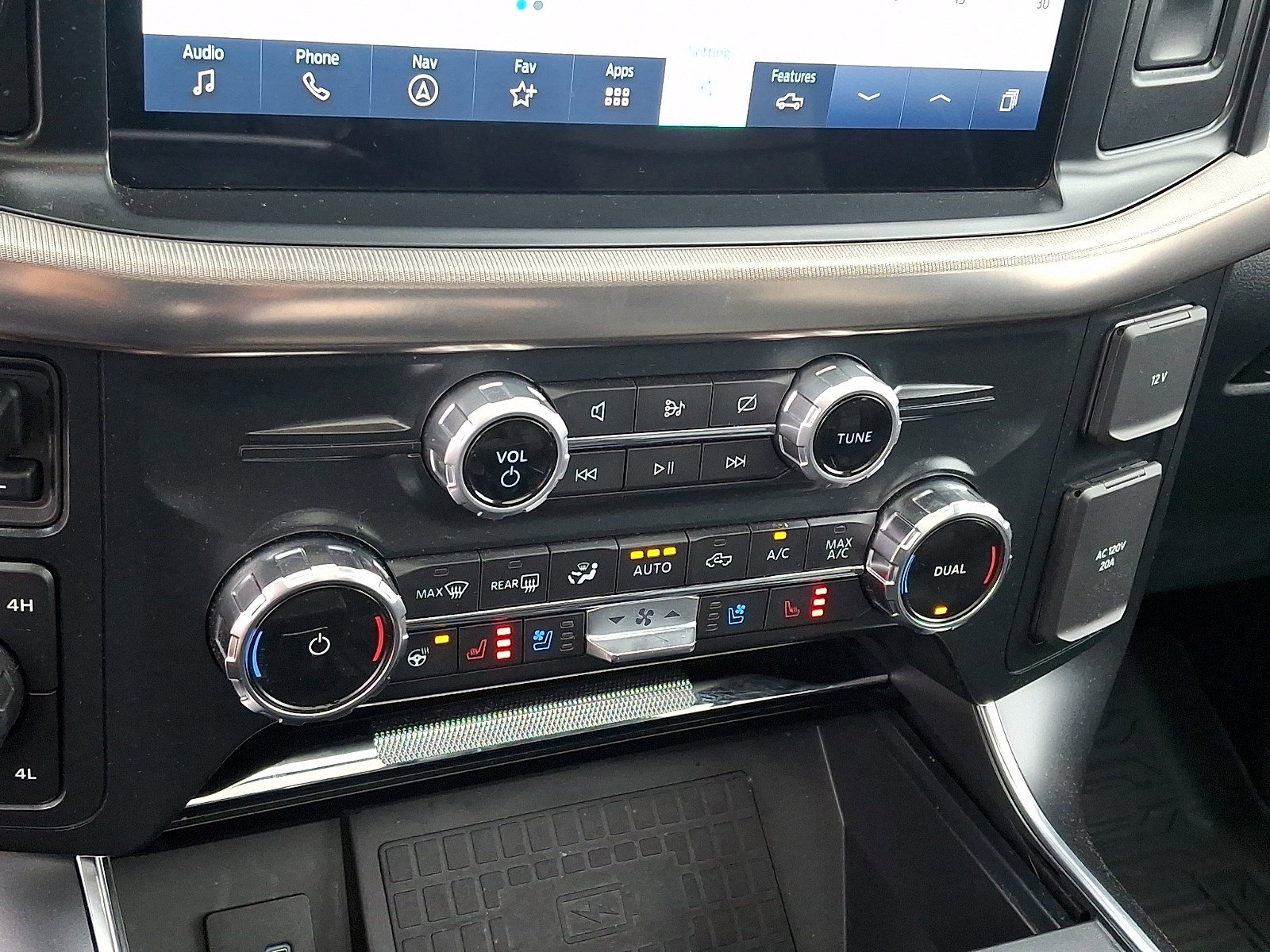 Certified 2022 Ford F150 Raptor w/ Equipment Group 801A High image 15