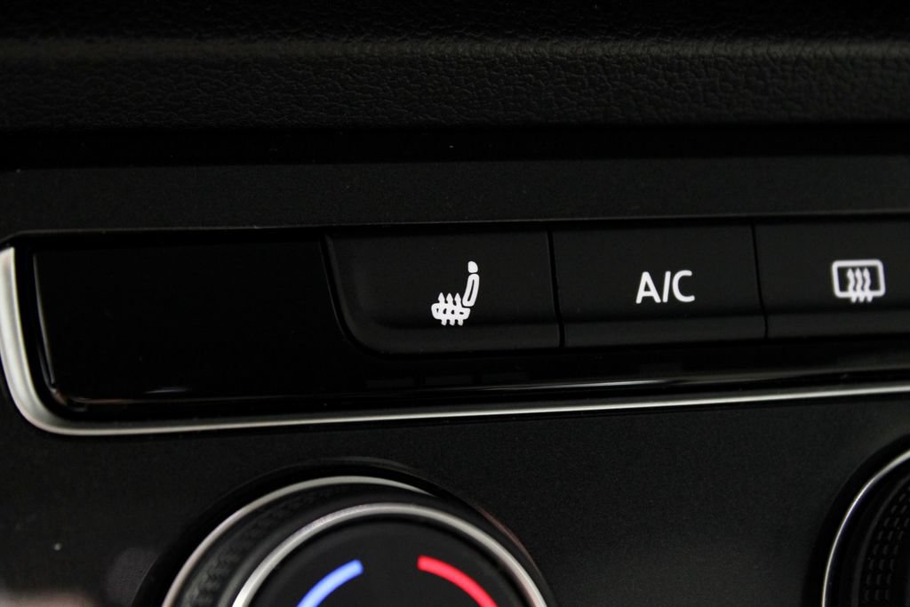 Used 2024 Volkswagen Tiguan S AWD/4WD image 4