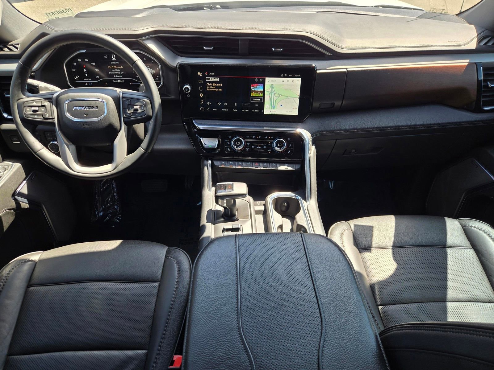 Used 2023 GMC Sierra 1500 Denali w/ Denali Reserve Package AWD/4WD image 14