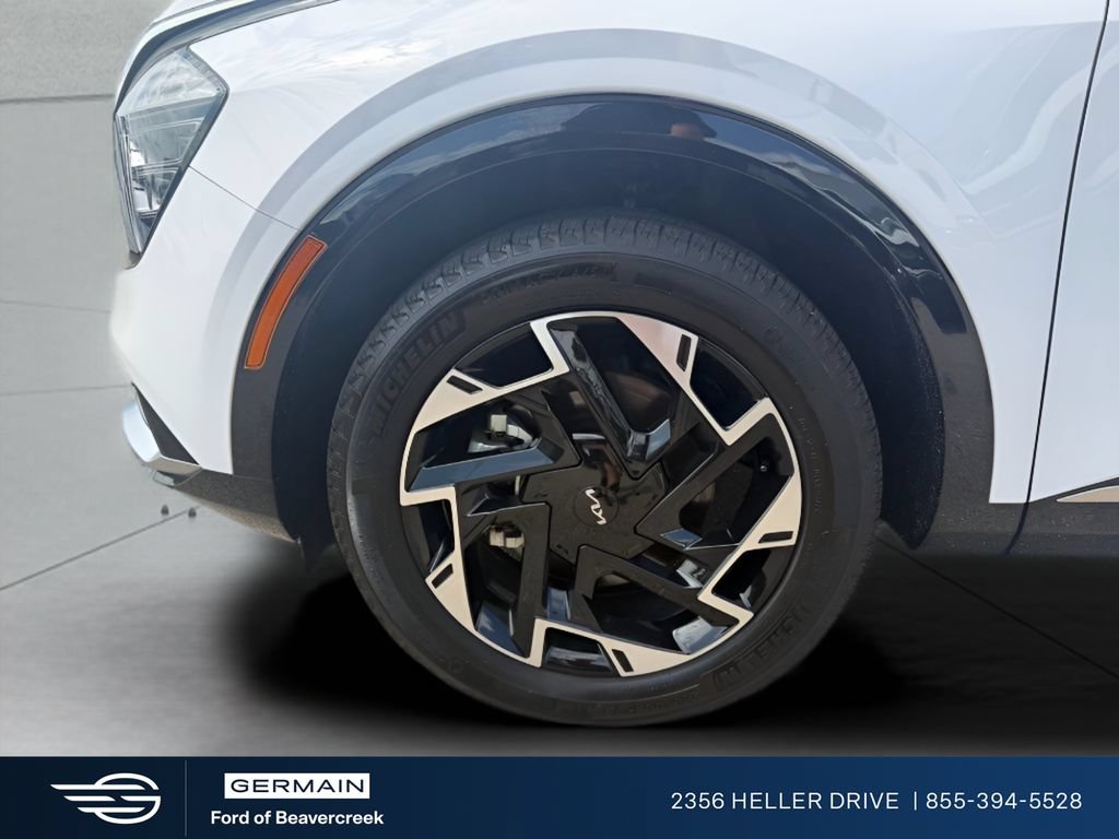 Used 2025 Kia Sportage SX AWD/4WD image 12