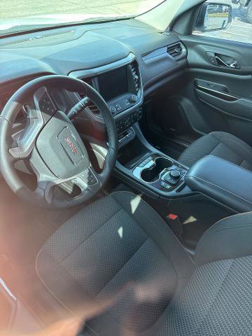 Used 2023 GMC Acadia AT4 image 5