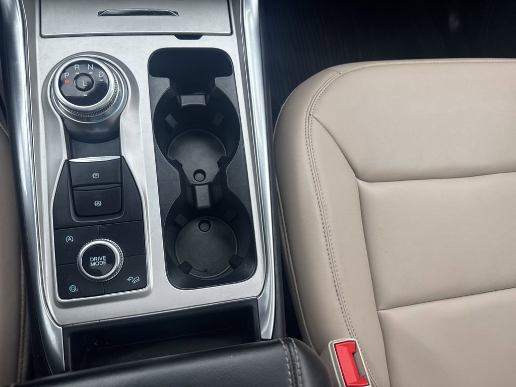 Certified 2023 Ford Explorer XLT w/ Equipment Group 202A image 38