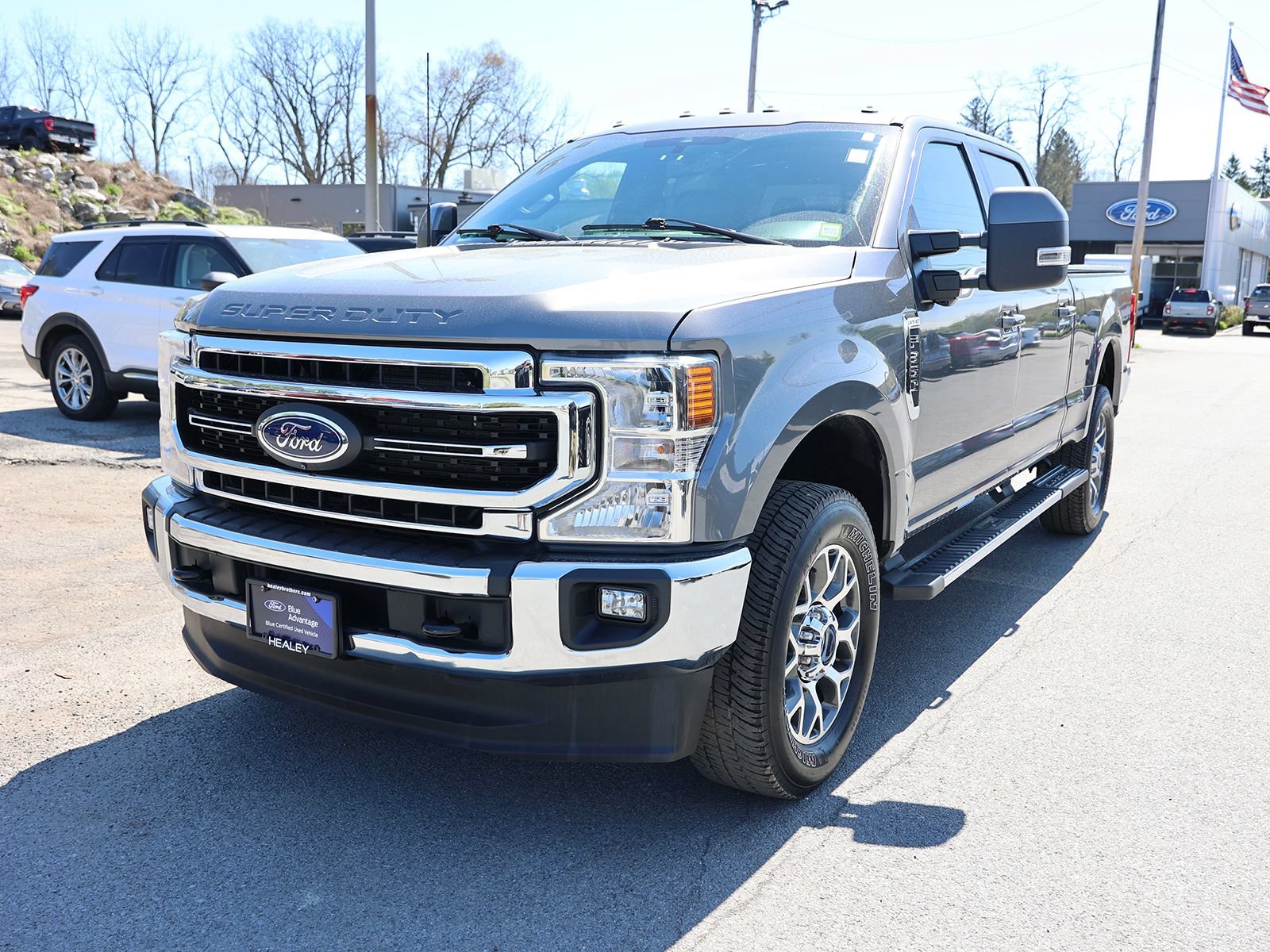Certified 2022 Ford F350 Lariat w/ Lariat Ultimate Package AWD/4WD image 3