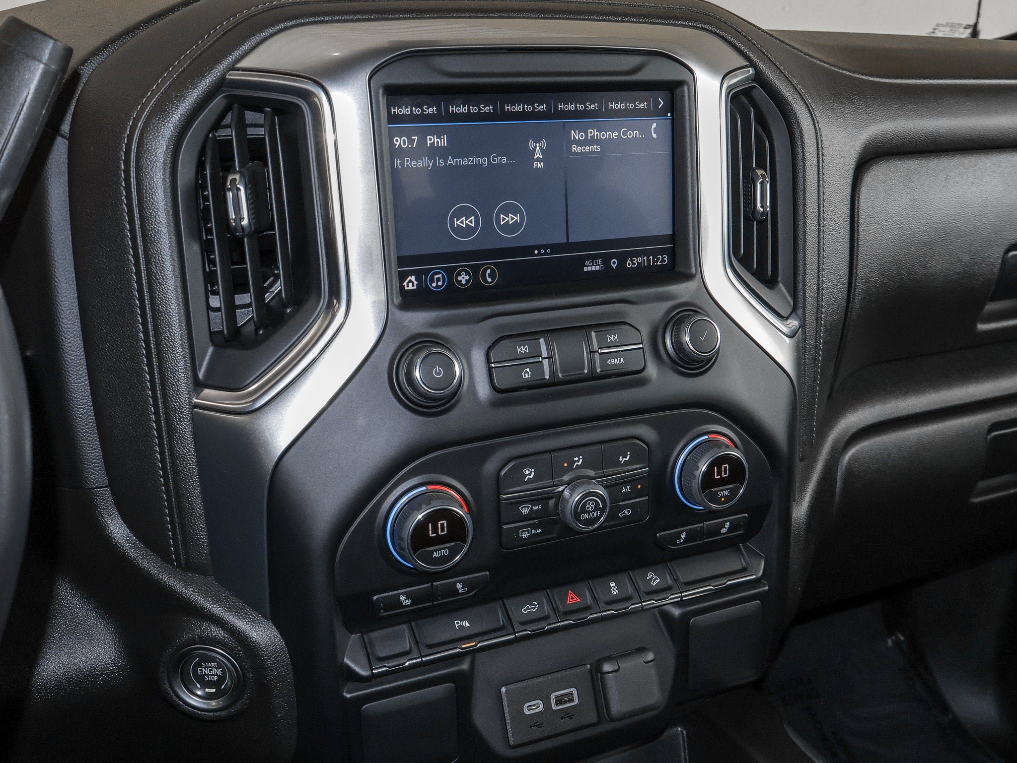 Used 2022 Chevrolet Silverado 1500 LT Trail Boss w/ Safety Package AWD/4WD image 30