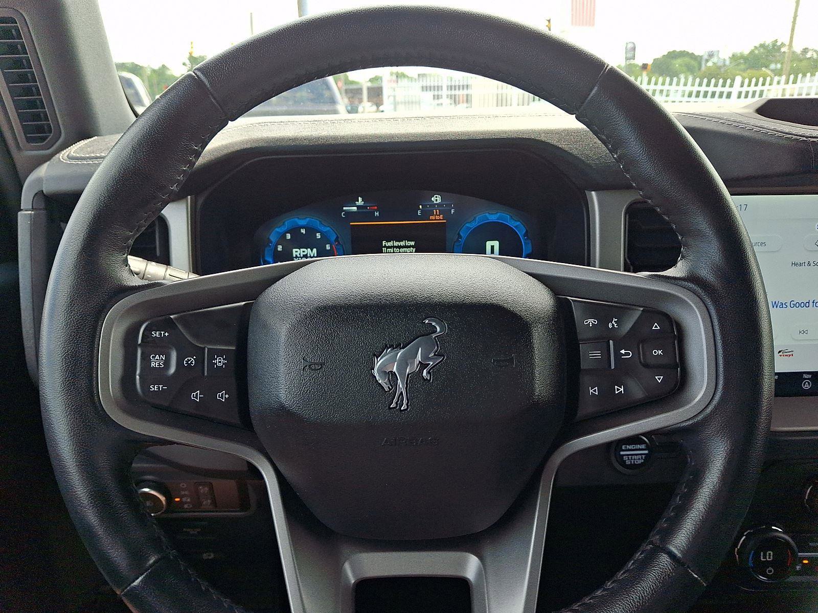 Certified 2025 Ford Bronco Outer Banks AWD/4WD image 19
