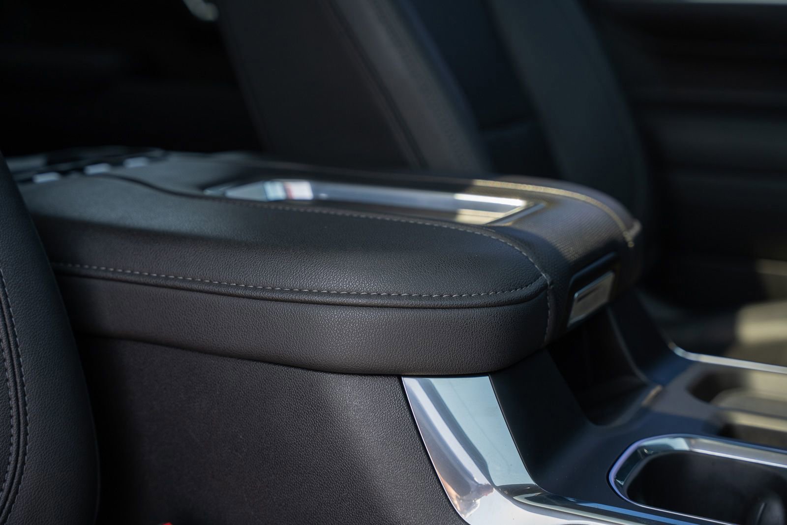 Used 2022 Chevrolet Silverado 1500 LTZ w/ LTZ Premium Package image 12