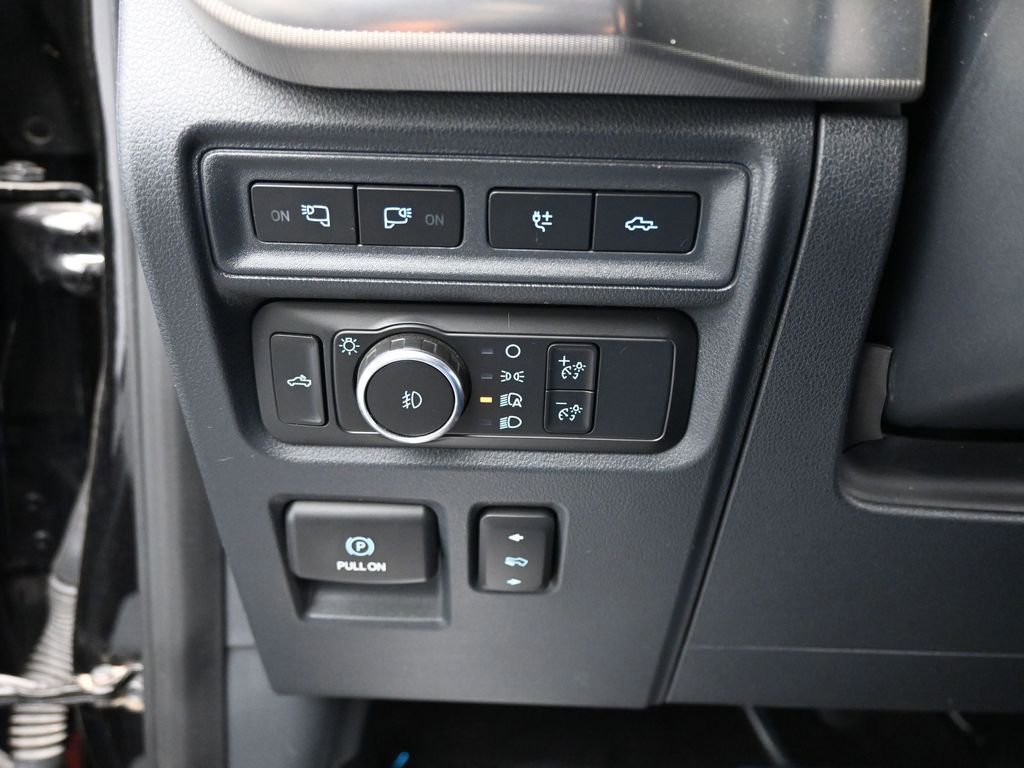 Certified 2022 Ford F150 Raptor w/ Equipment Group 801A High image 16