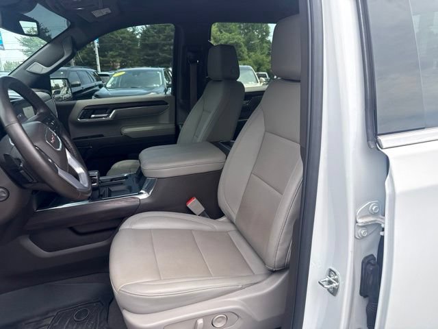 Used 2024 GMC Sierra 1500 SLT w/ SLT Premium Package AWD/4WD image 17