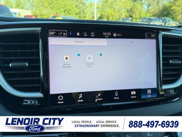 Used 2024 Chrysler Pacifica Touring-L FWD image 35
