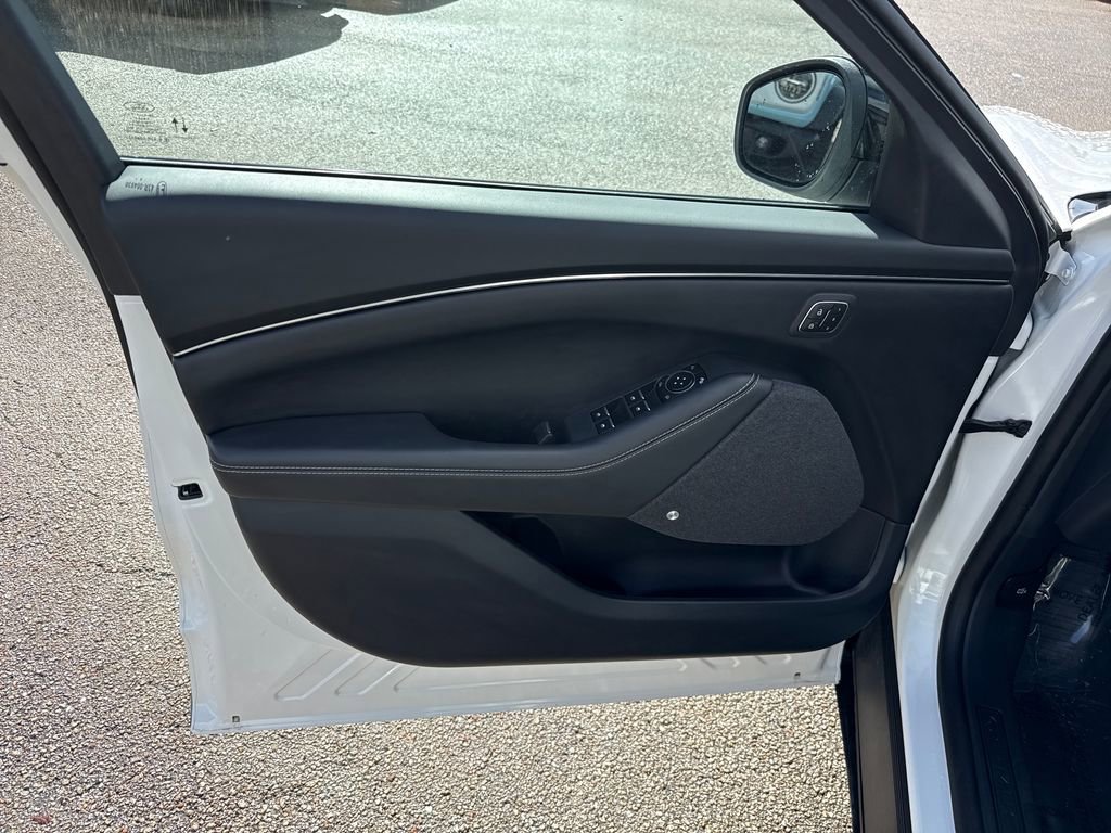 Certified 2025 Ford Mustang Mach-E Premium image 13