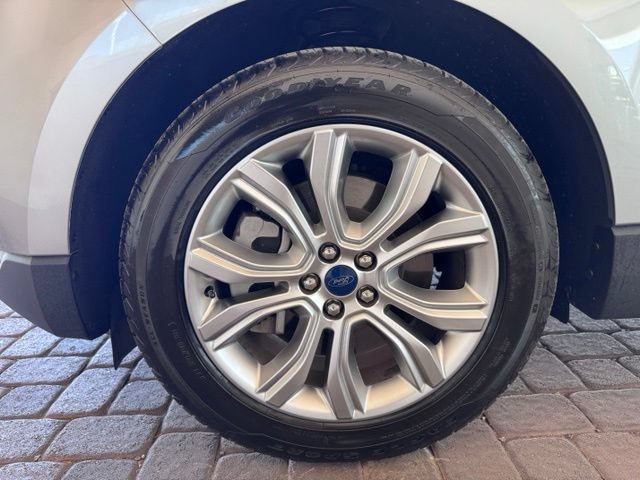 Certified 2022 Ford Edge Titanium AWD/4WD image 26