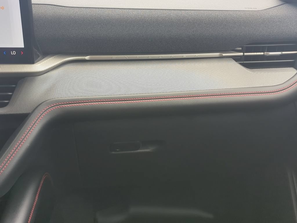 Certified 2025 Ford Explorer ST AWD/4WD image 27