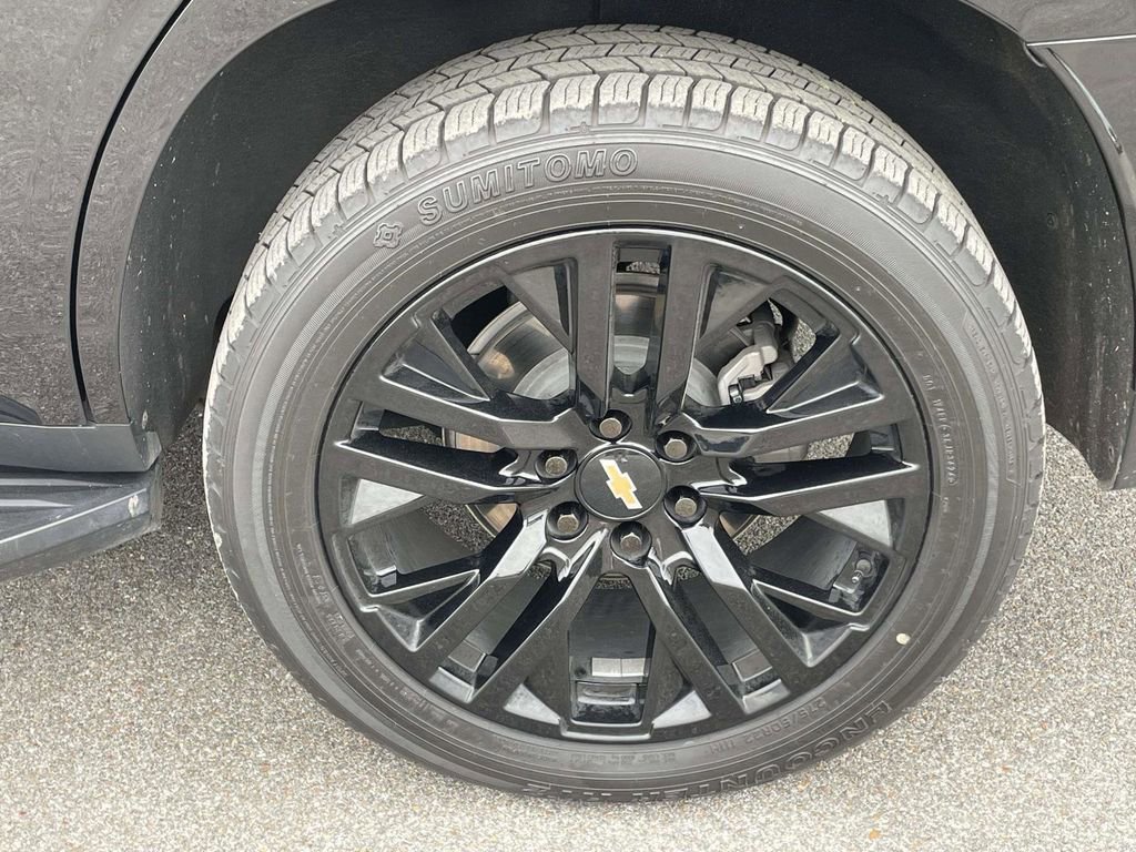 Used 2023 Chevrolet Tahoe LT w/ LT Signature Package image 9