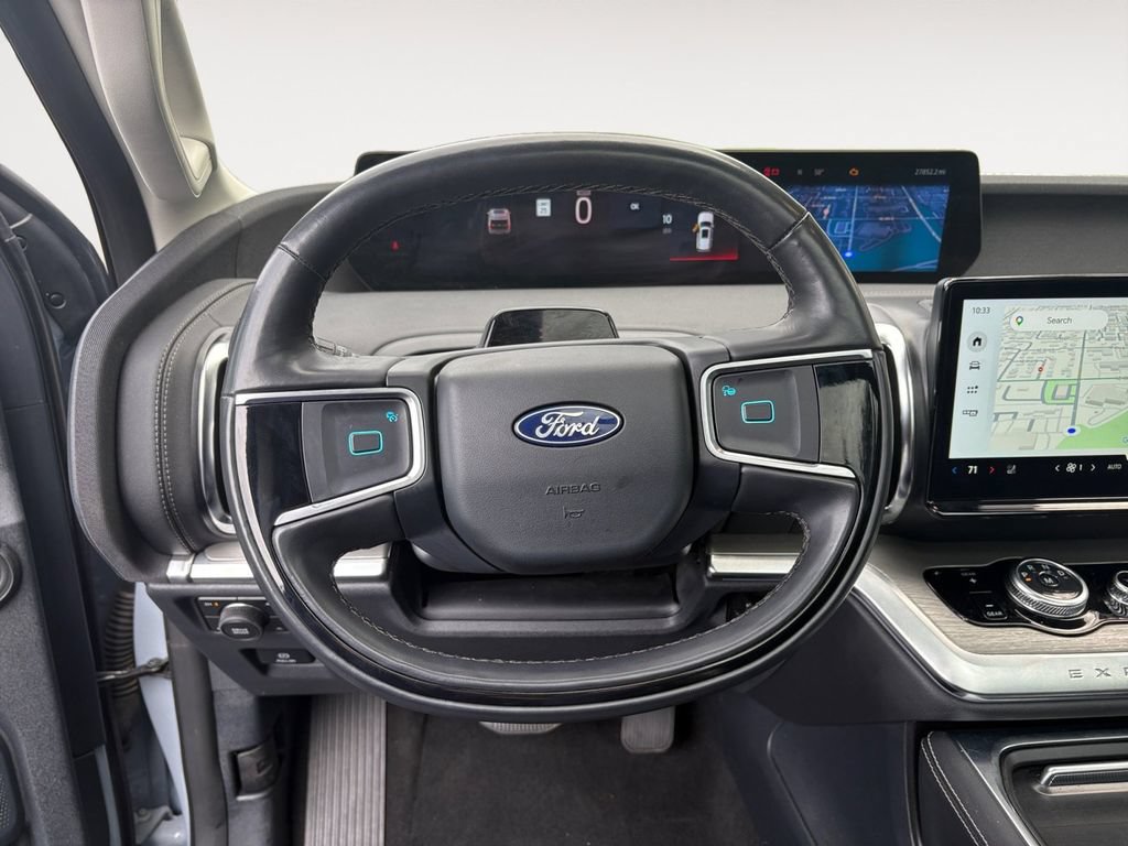 Certified 2025 Ford Expedition Max Platinum w/ Driver's Package AWD/4WD image 13