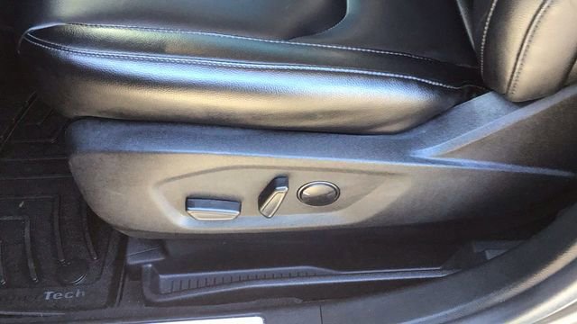 Certified 2023 Ford Edge Titanium image 17