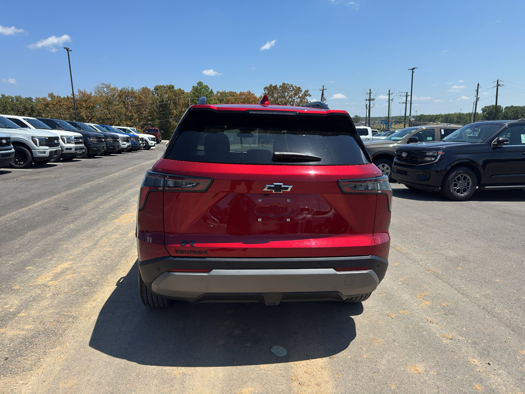 Used 2026 Chevrolet Equinox LT w/ Midnight Edition FWD image 6