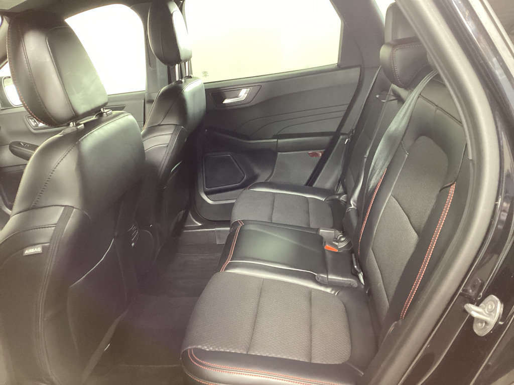 Certified 2023 Ford Escape ST-Line w/ Tech Pack #1 AWD/4WD image 15