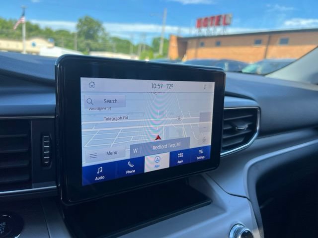 Certified 2022 Ford Explorer XLT w/ Equipment Group 202A AWD/4WD image 13