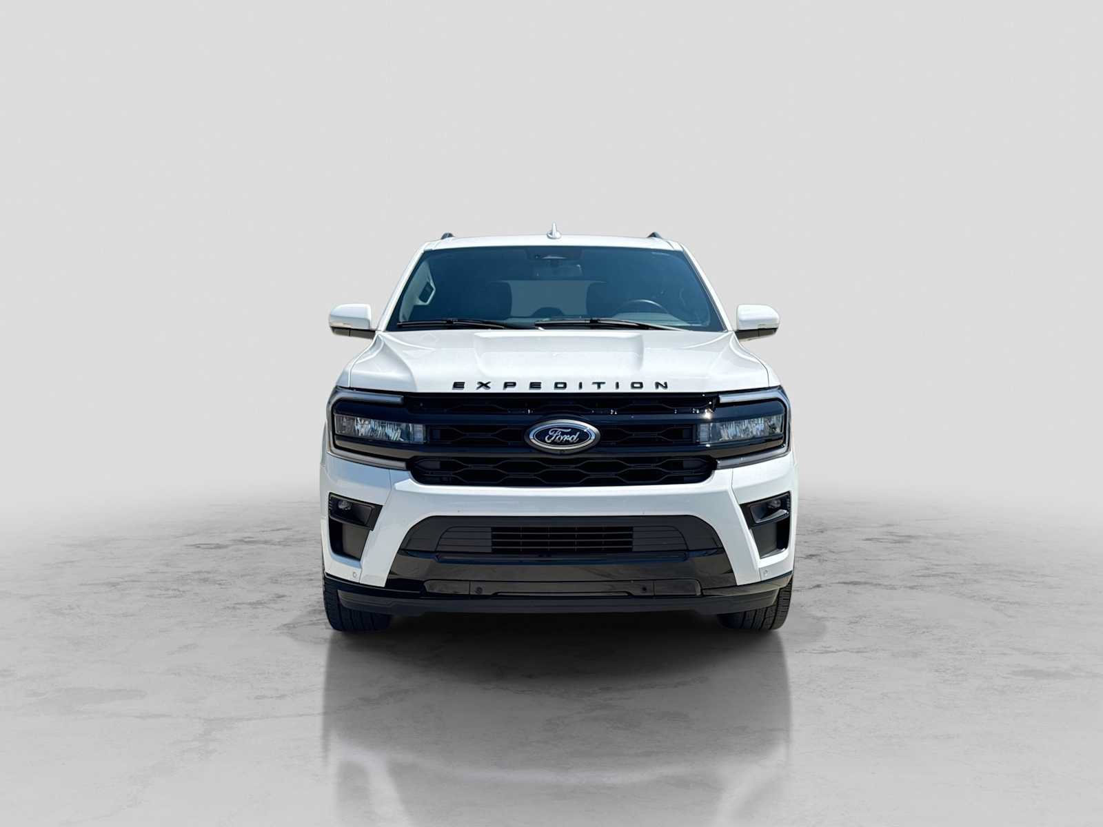 Certified 2024 Ford Expedition Limited AWD/4WD image 9