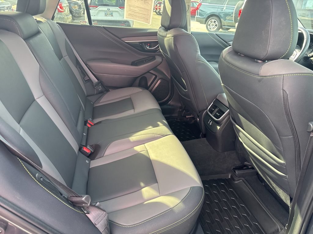 Used 2023 Subaru Outback Onyx Edition AWD/4WD image 35