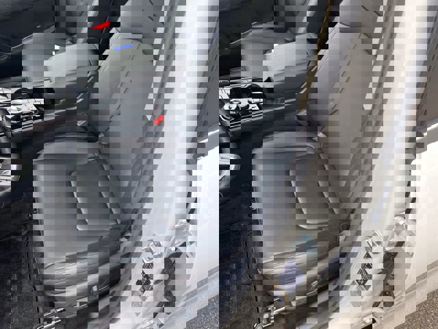 Used 2025 Kia Sportage EX w/ EX Premium Package AWD/4WD image 13