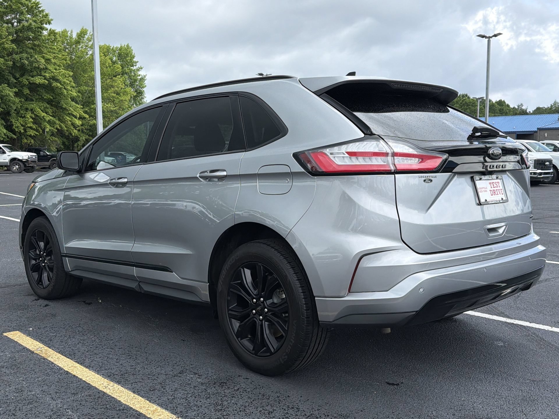 Certified 2023 Ford Edge SE w/ Black Appearance Package AWD/4WD image 25