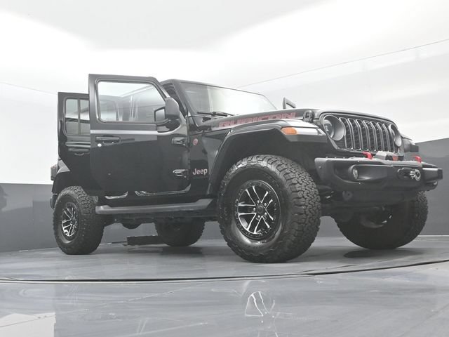 Used 2025 Jeep Wrangler Unlimited Rubicon AWD/4WD image 28