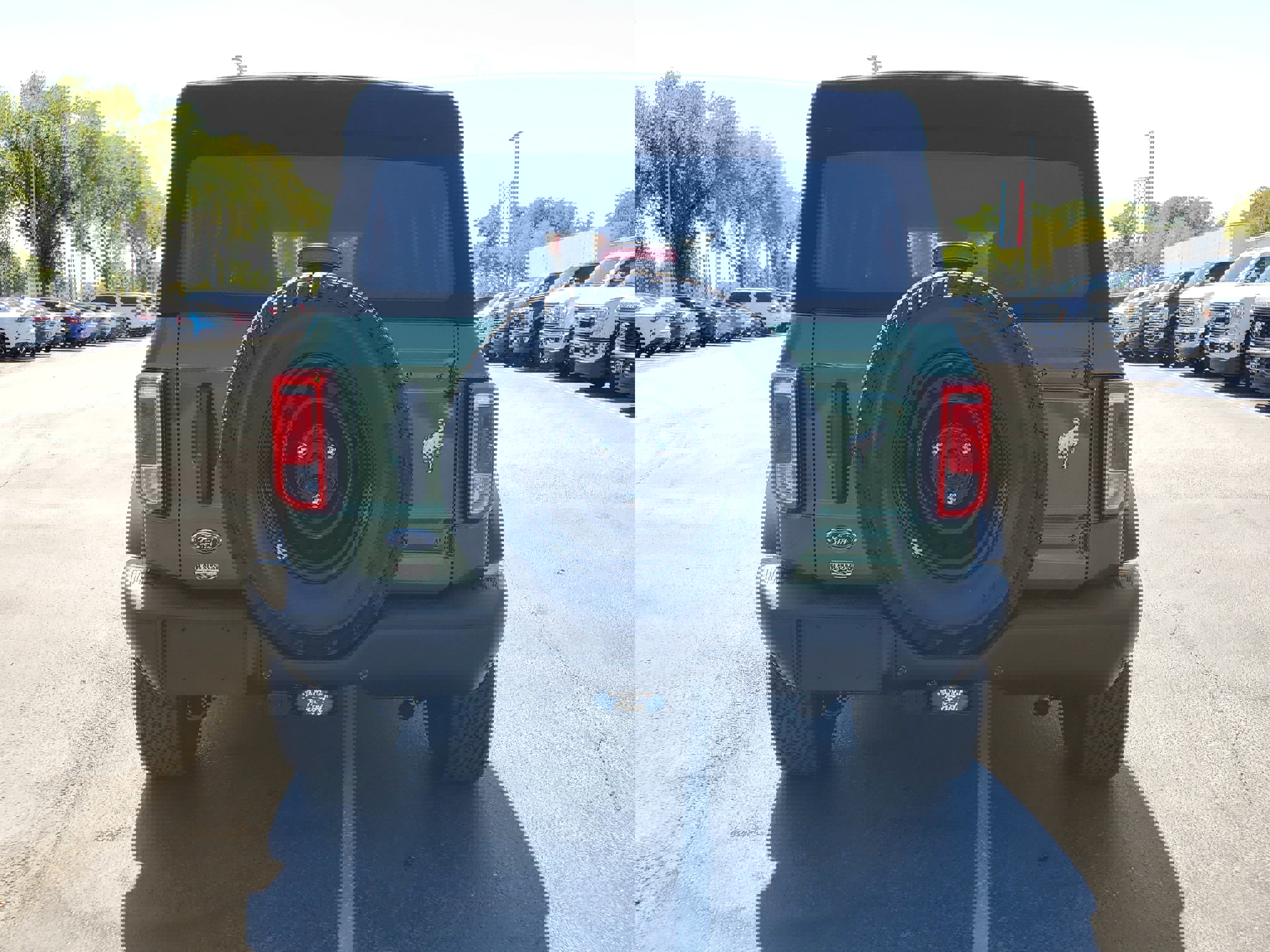 Certified 2023 Ford Bronco Black Diamond image 2