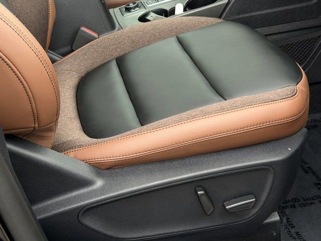 Certified 2025 Ford Bronco Sport Outer Banks w/ Outer Banks Tech Package+ AWD/4WD image 34
